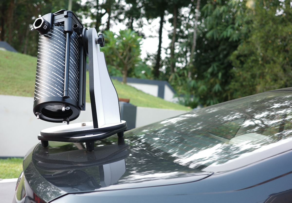 tabletop dobsonian on a car