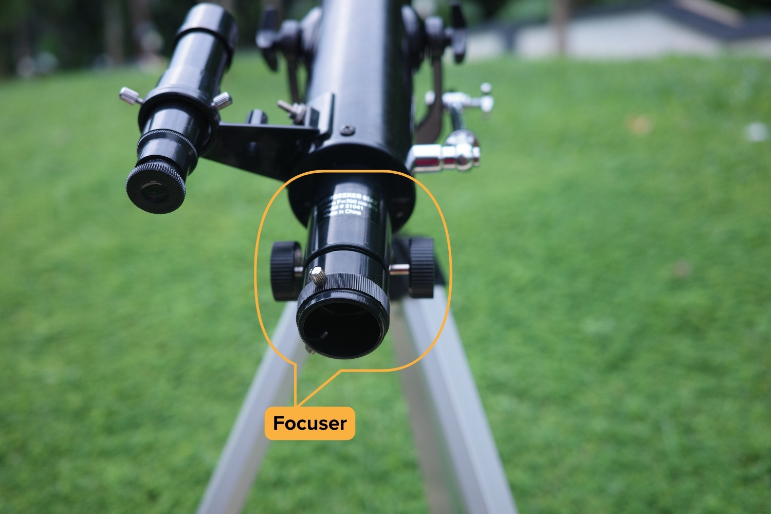 Celestron Powerseeker 60AZ's 1.25” rack-and-pinion focuser
